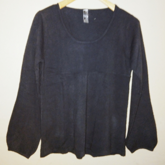 Azur collection's bell sleeve lightweight sweater NWOT - Picture 2 of 12